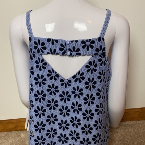Maeve Blue Quinn Tank With Daisy Overlay Size 8 - Picture 4 of 7